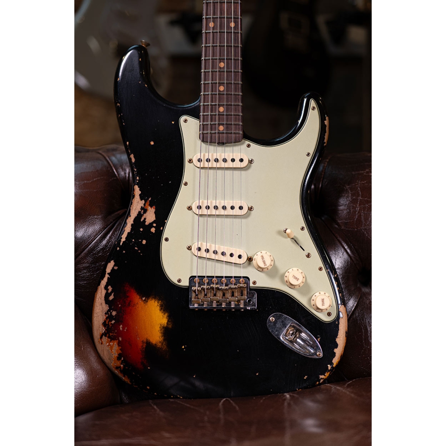 Fender Custom Shop 1960 Stratocaster Heavy Relic RW Black over 3TSB