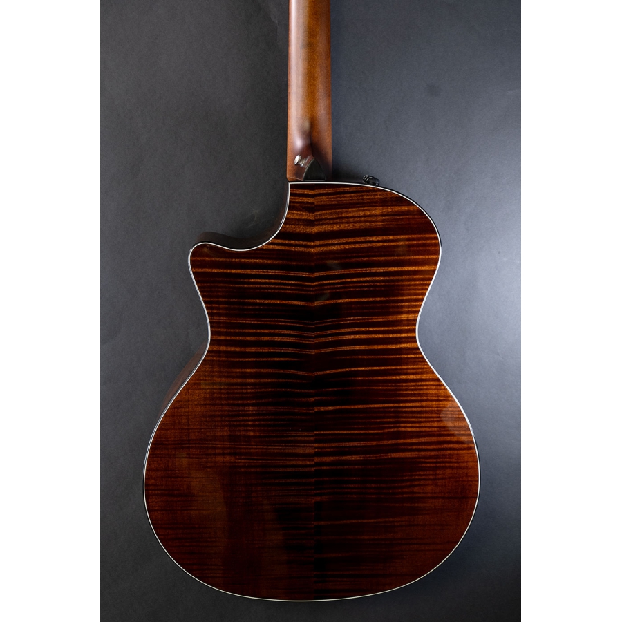 Taylor 614CE V-Class bracing