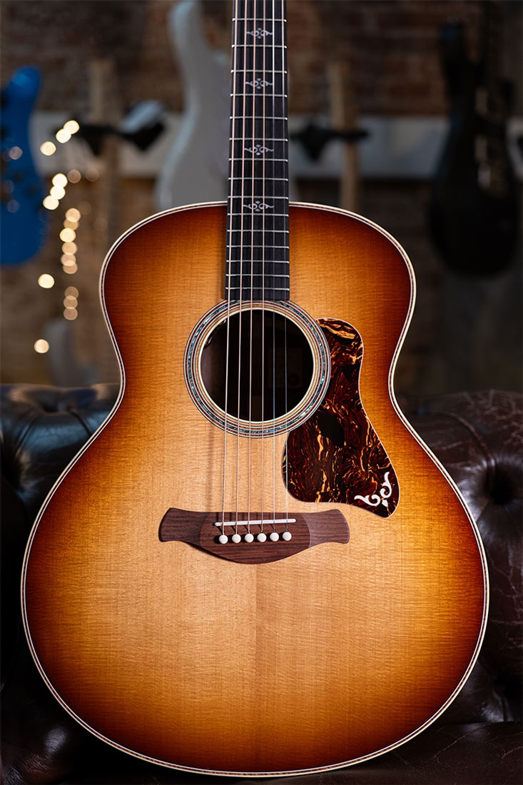 Taylor Gold Label 814e Sunburst